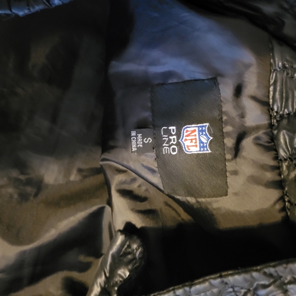 NFL Pro Line Women Jacket, Coat, Pittsburgh Steelers, Size S, Black, Puffer - Picture 2 of 14